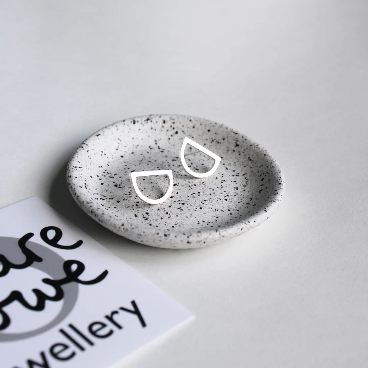 Arc Stud Earrings Small