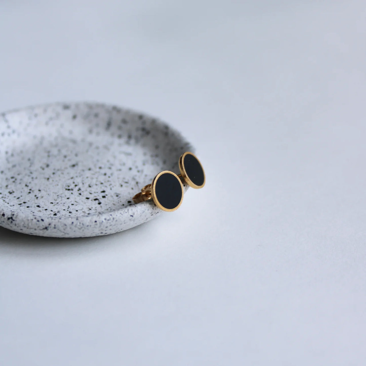 Arc Studs in Gold Vermeil
