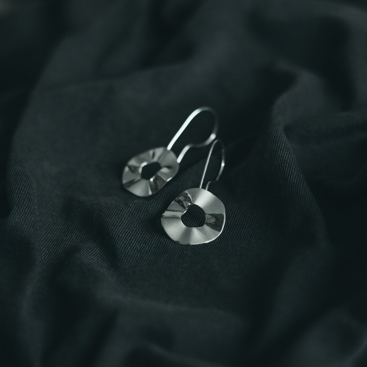 Unda Drop Earring