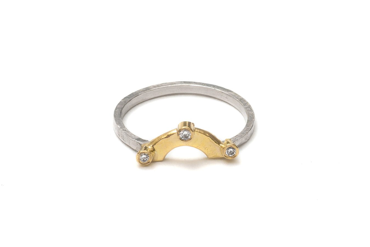 Halo Curved Wedding Ring