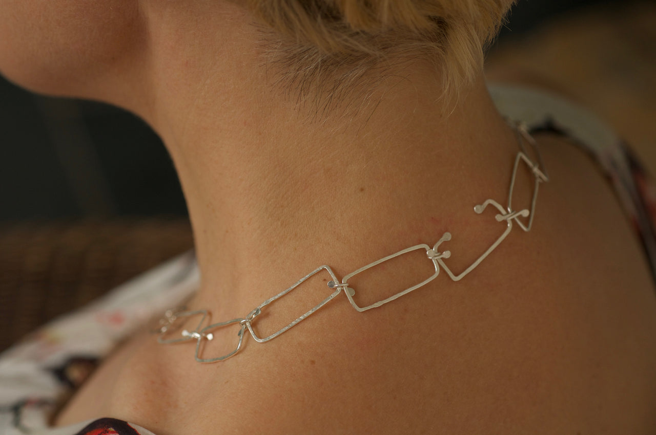 Synthesis Silver Wrap Chain Necklace