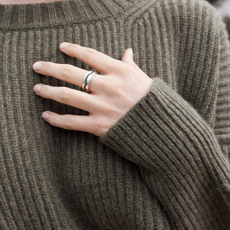Tideline Silver Cut Out Ring