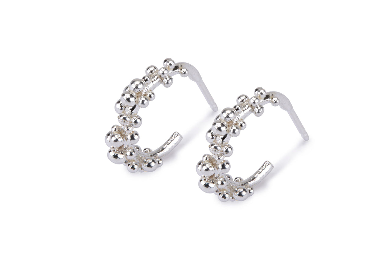 Petit Granule Hoops
