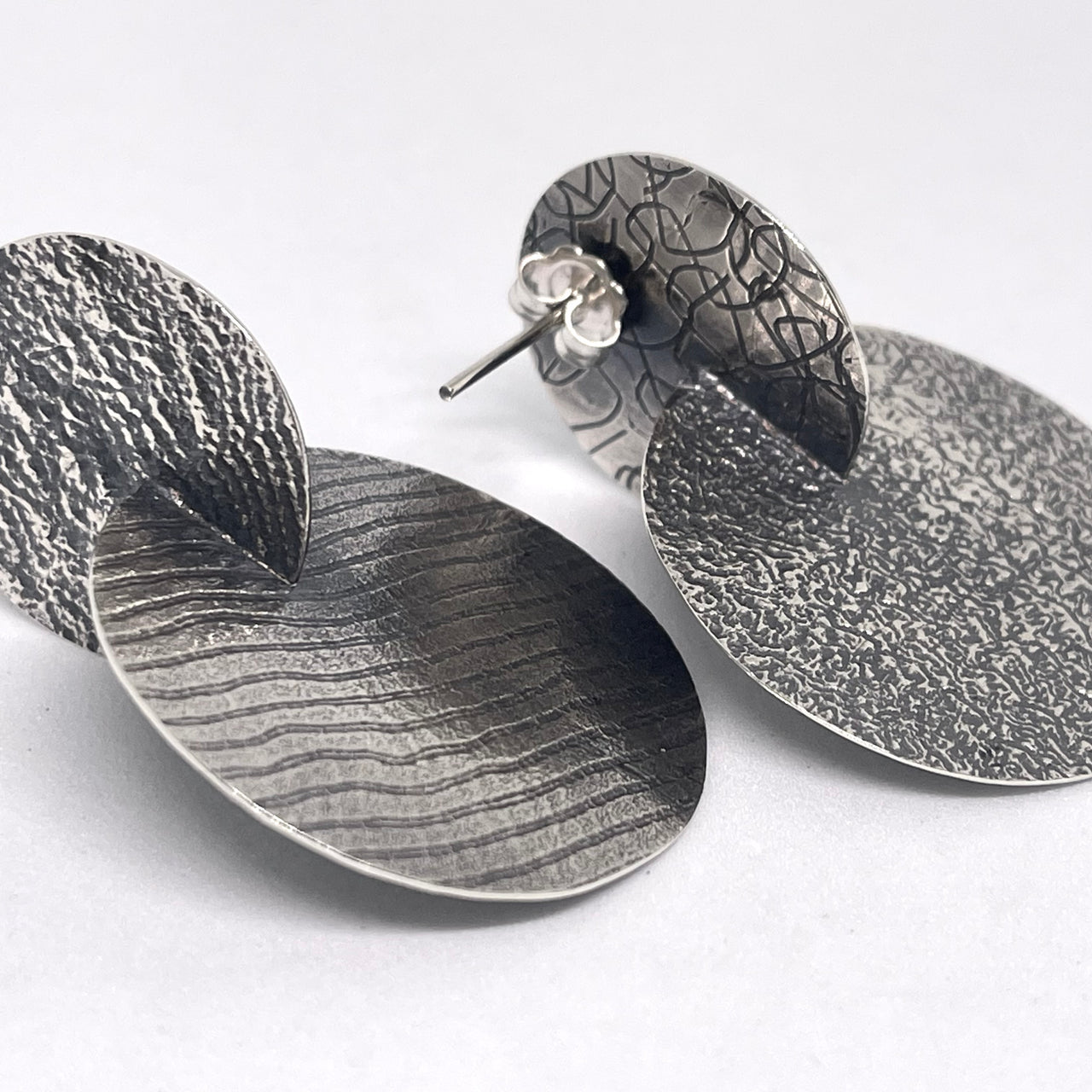 Round 3D Large Stud Earrings