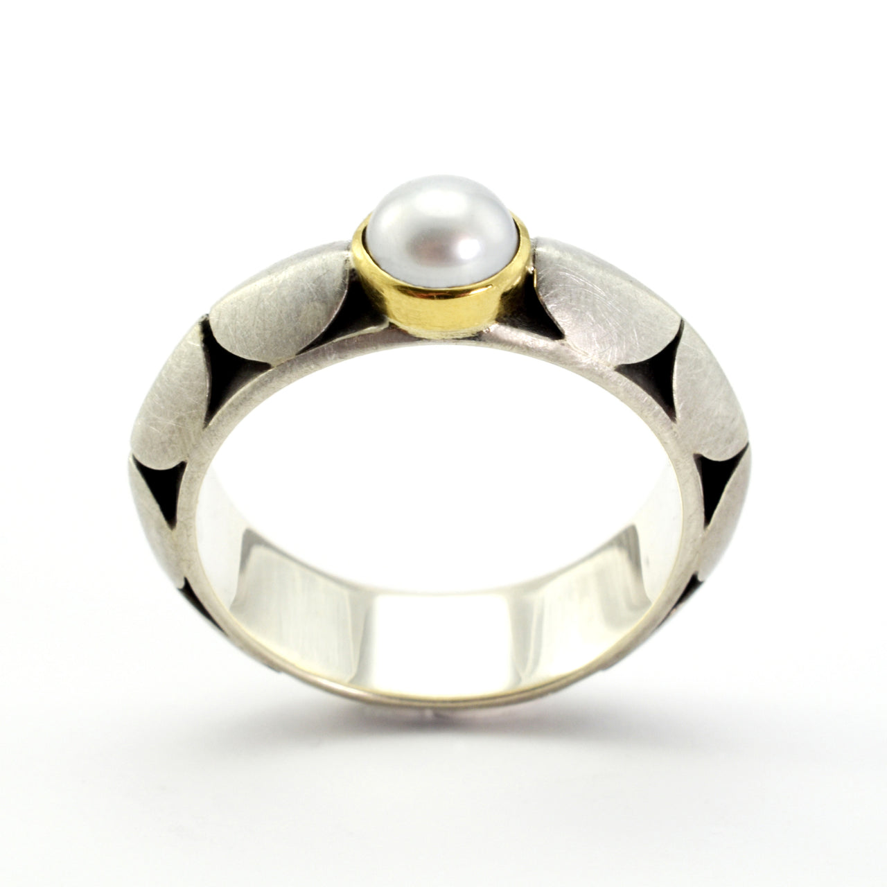 Pearl Anubis Ring