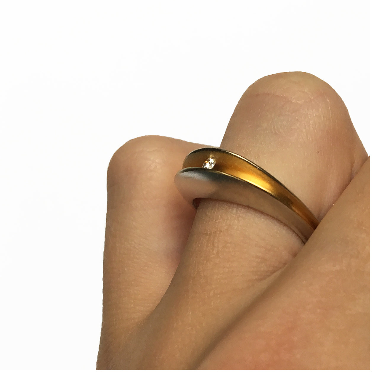 Silver, Gold & Diamond Shell Ring