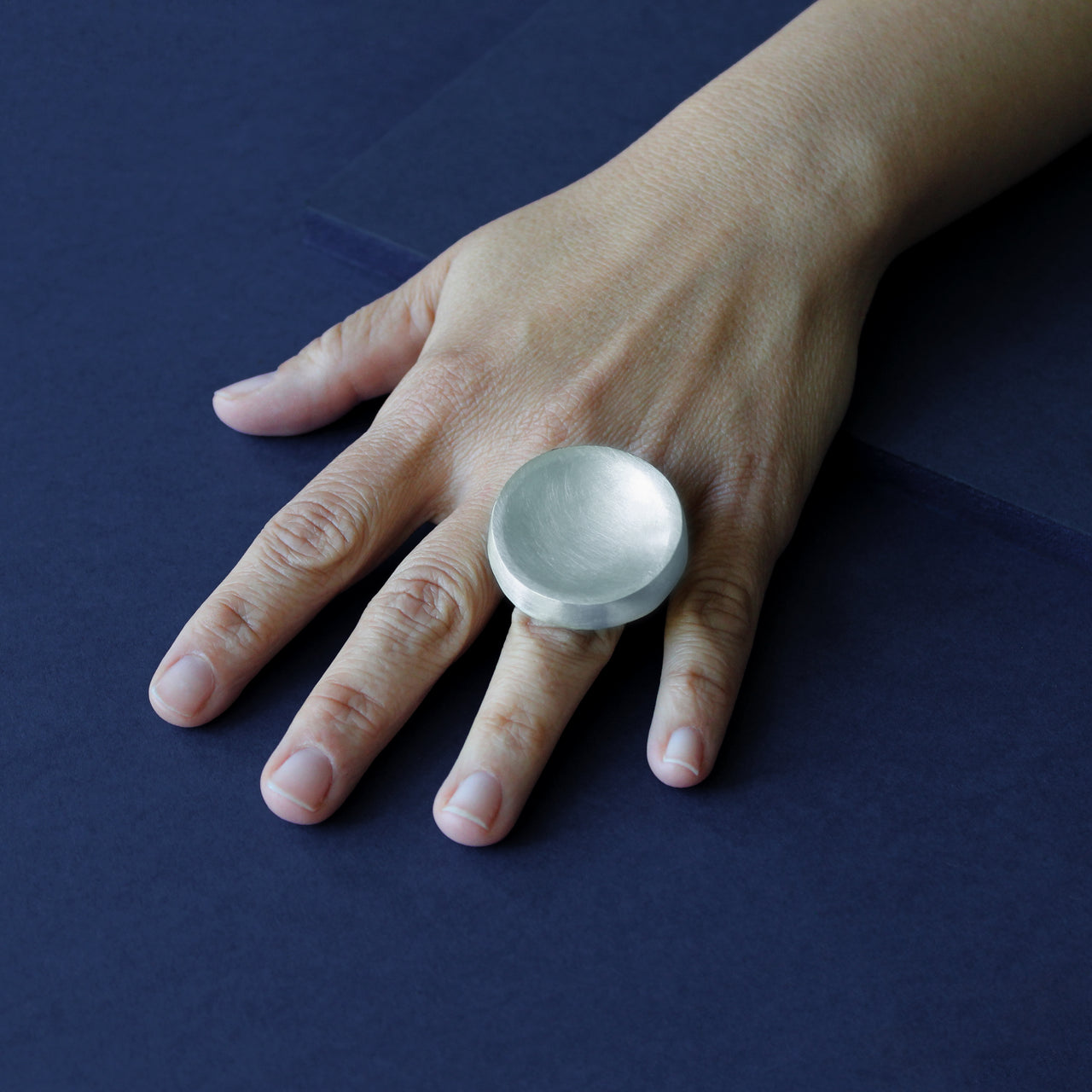 Moon Ring in Silver