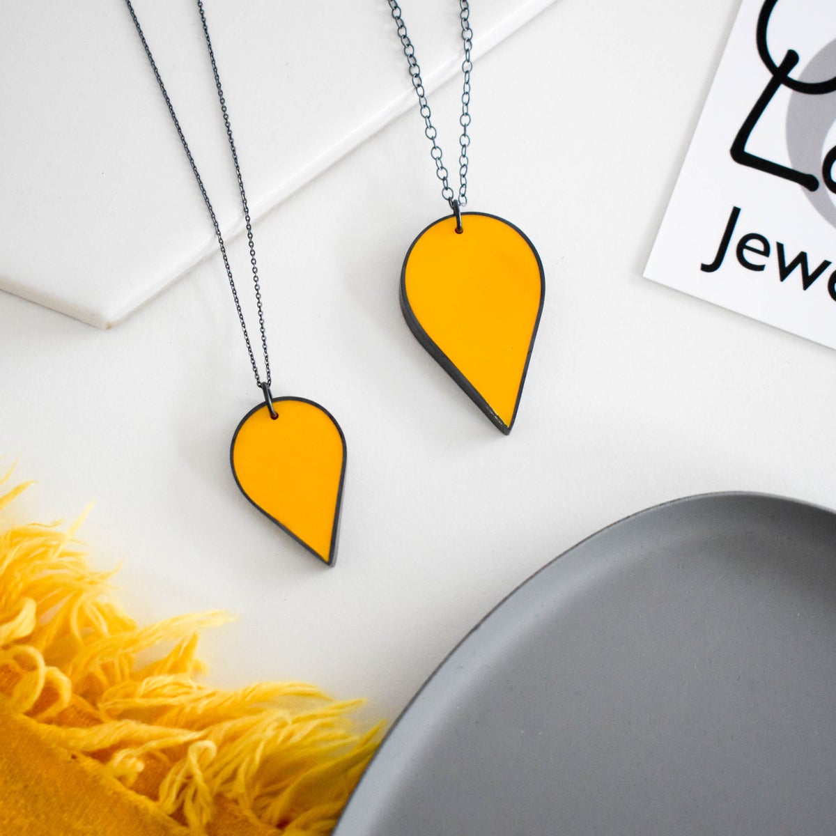 Yellow deals resin necklace