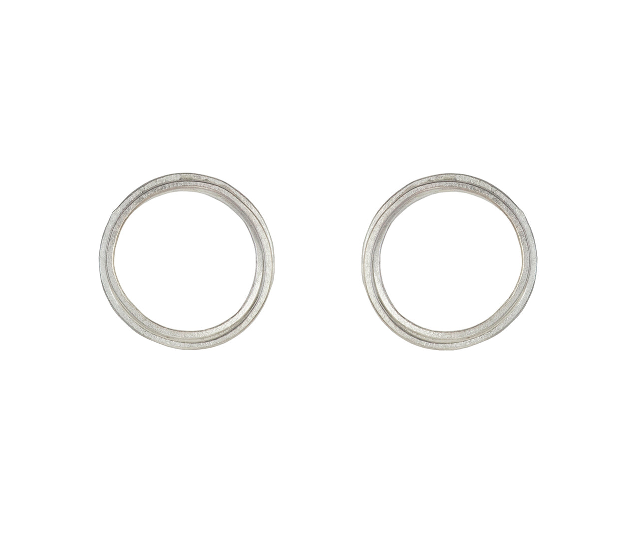 Coil stud earrings