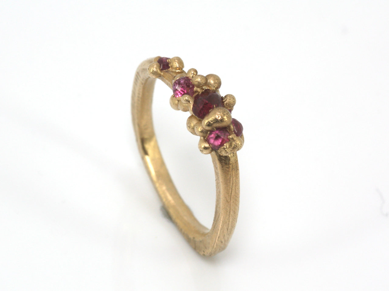 Molecule Ring in Gold and Rubies