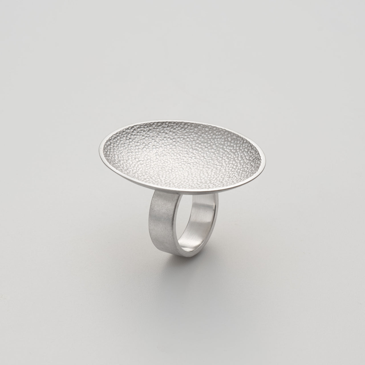 Small Elliptic Ring Portrait Silver