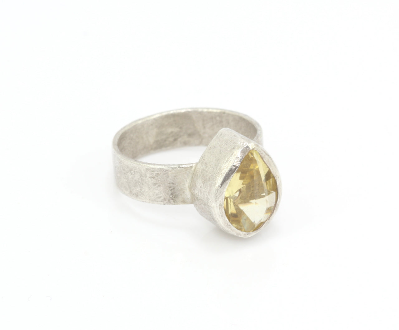 Silver Lemon Quartz Ring