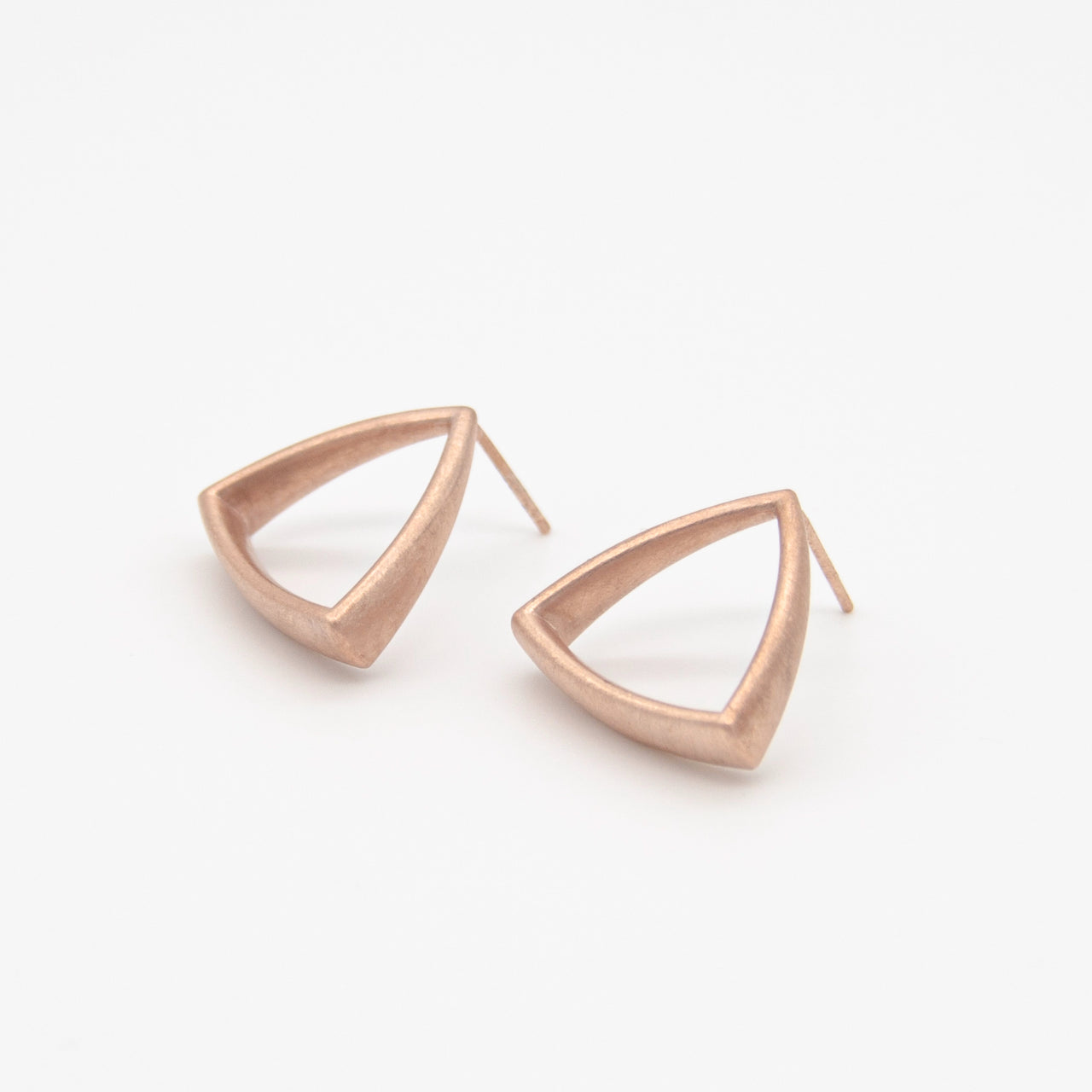Curved Curves Triangle Earrings Rose Gold