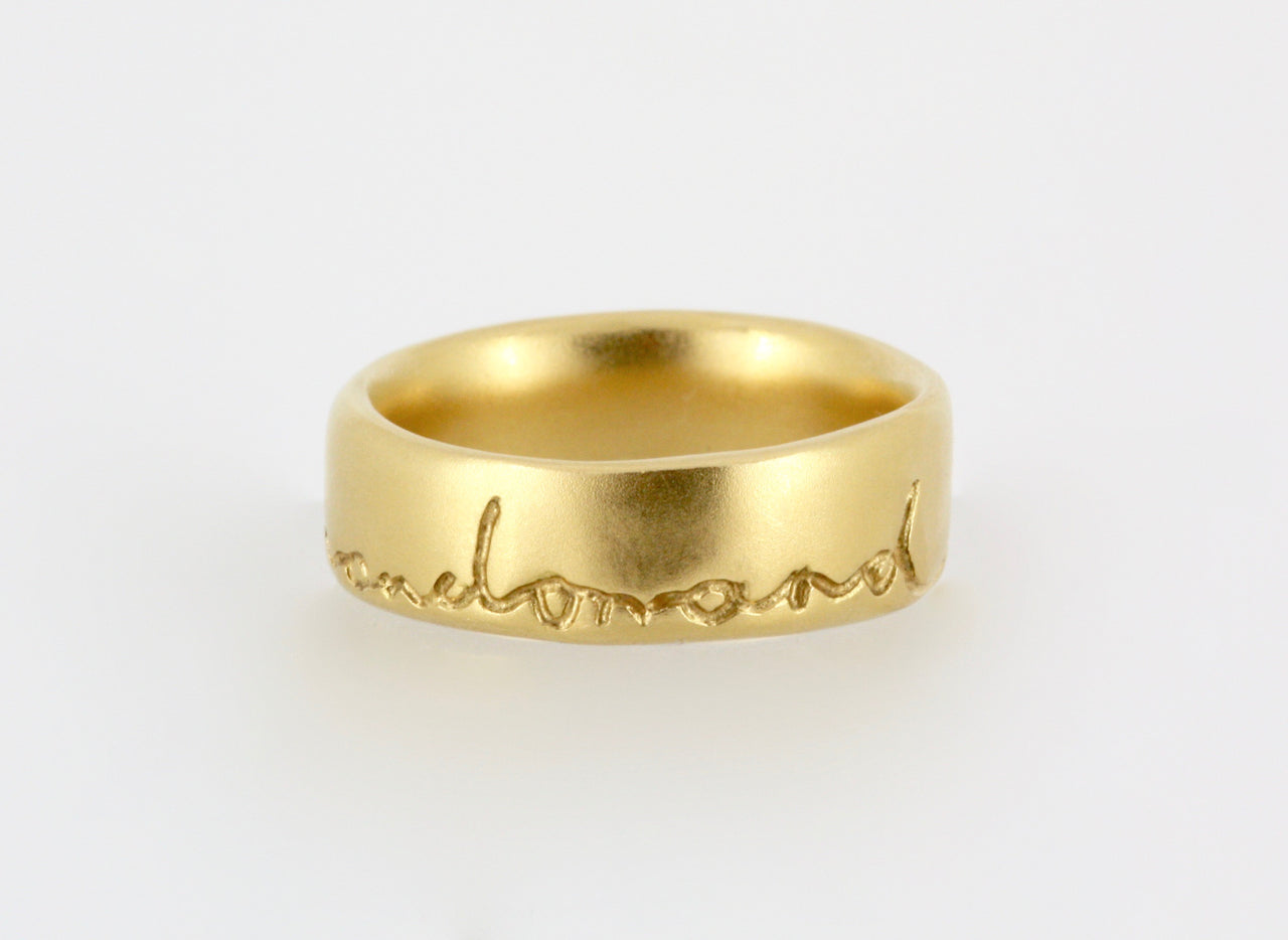 18ct Gold 'on and on' Ring