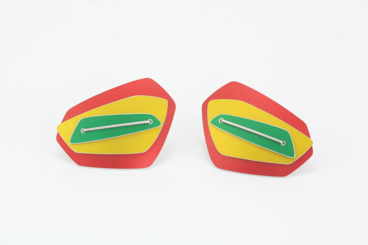 Dash Studs Red / Yellow / Green