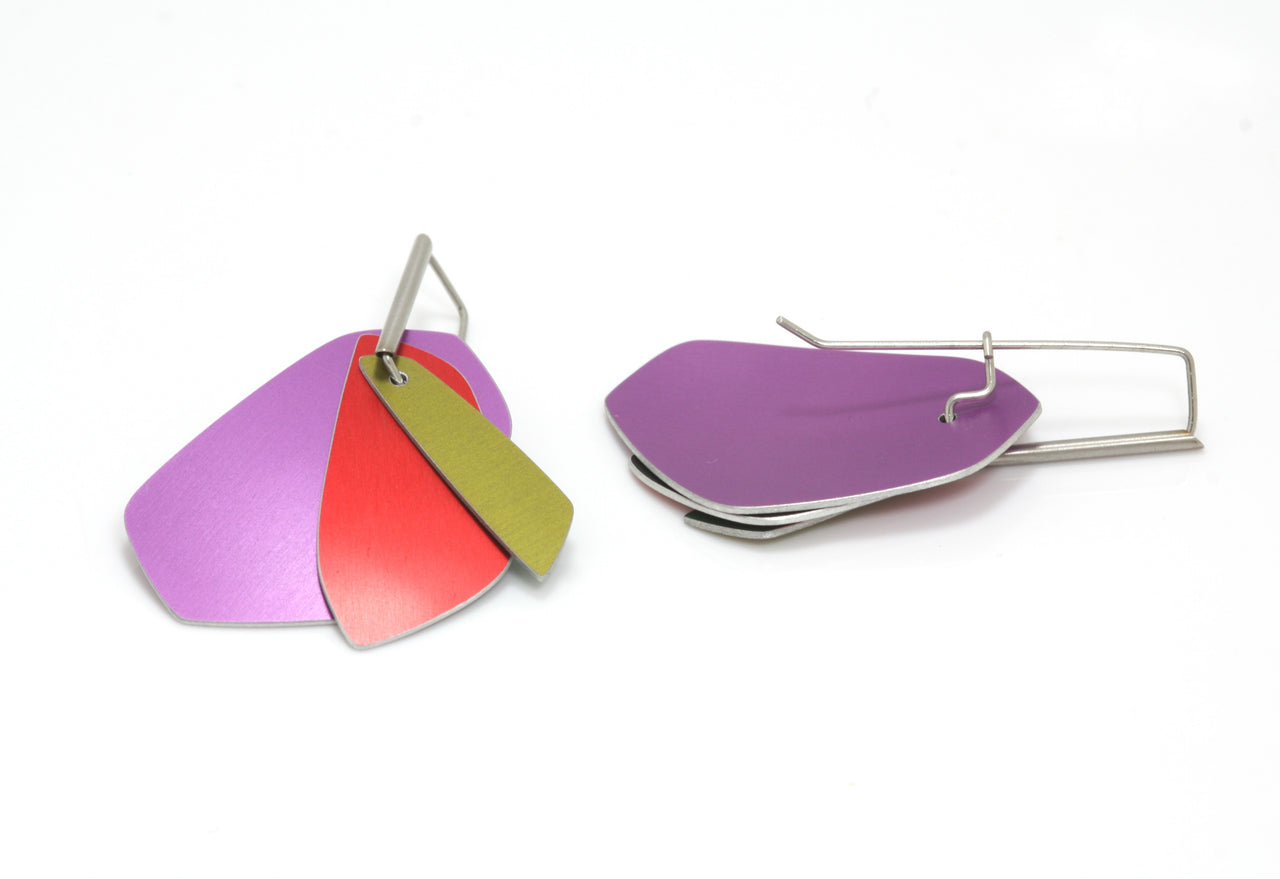 Dash Earrings Magenta, Red and Khaki