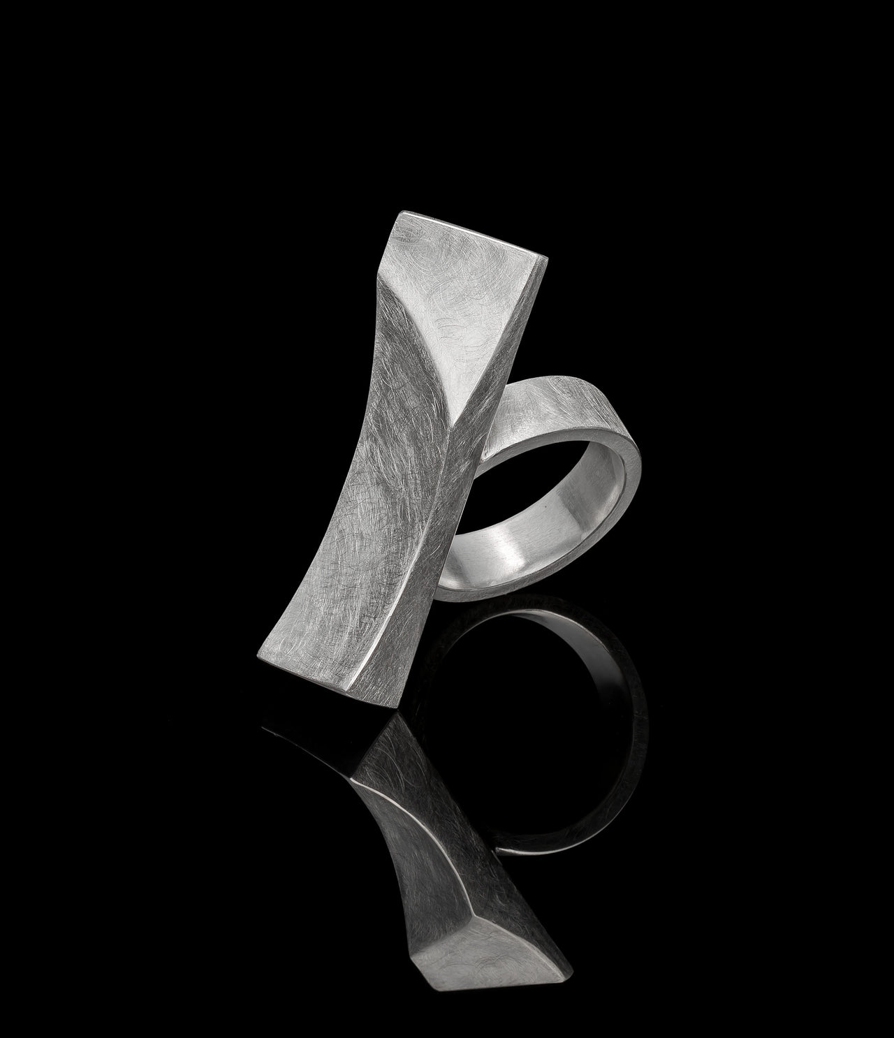 Long Narrow 'Crest' Ring