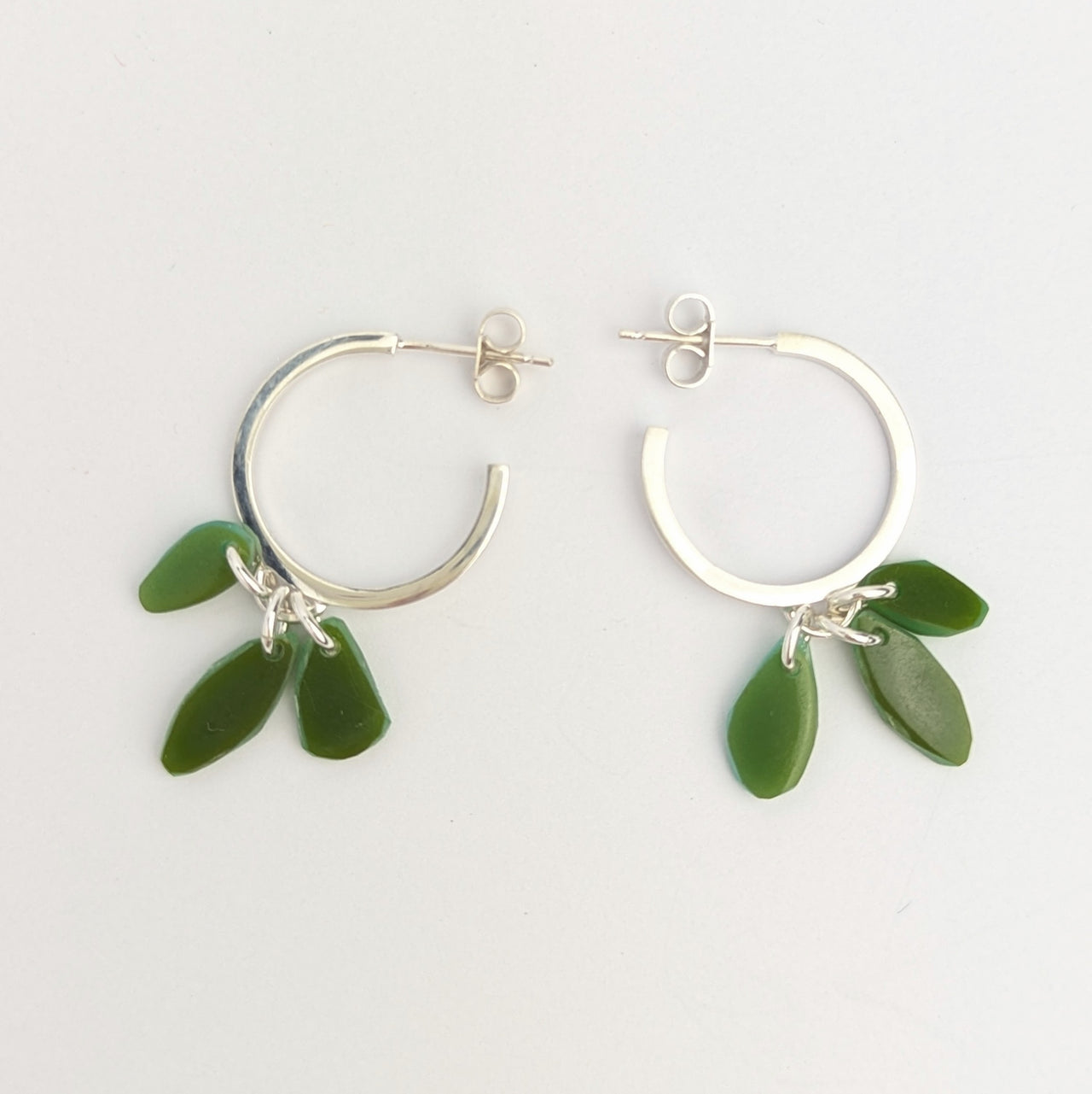 Tiddley Wink Pebble Hoop Earrings Green