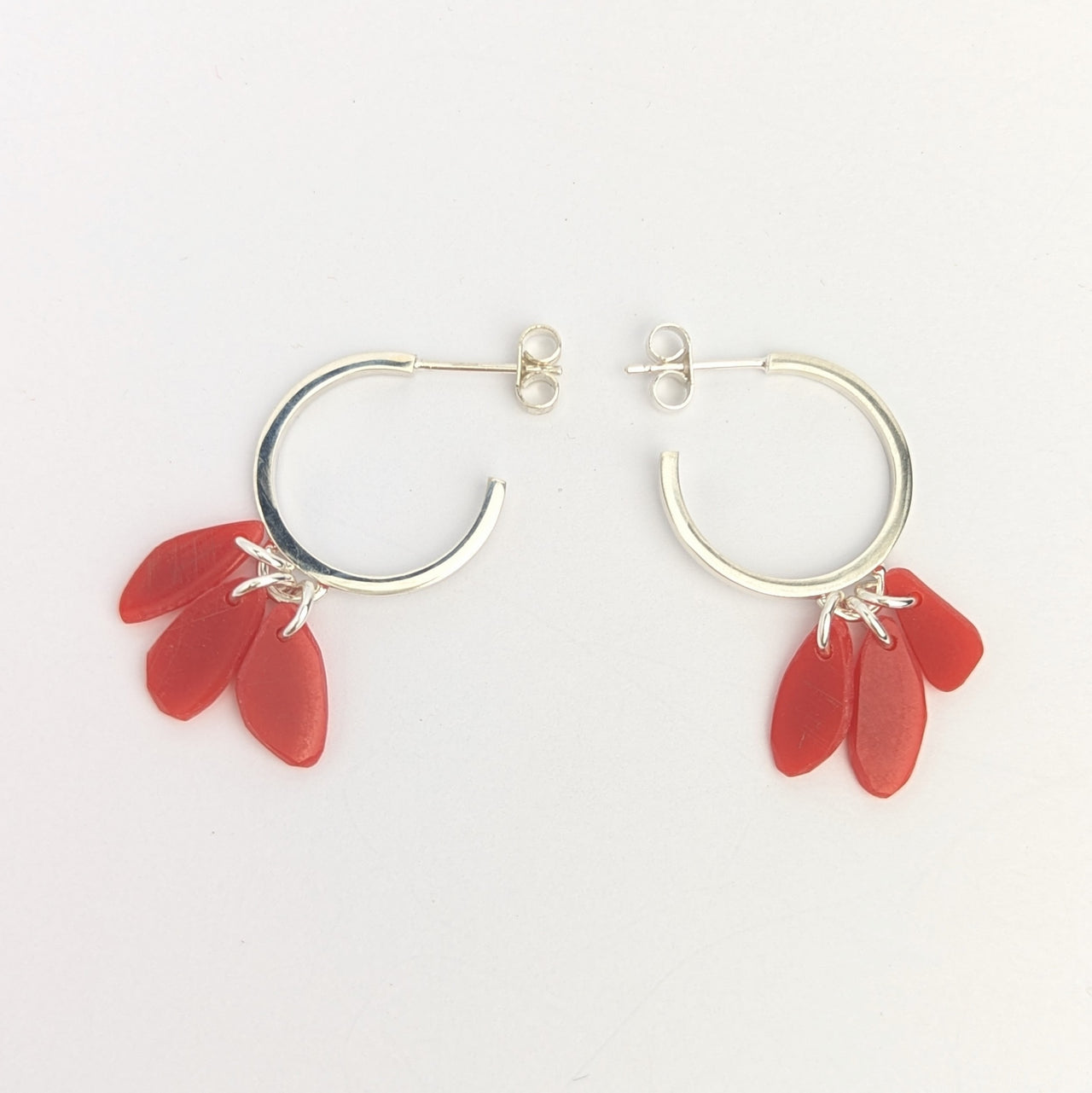 Tiddley Wink Pebble Hoop Earrings Red
