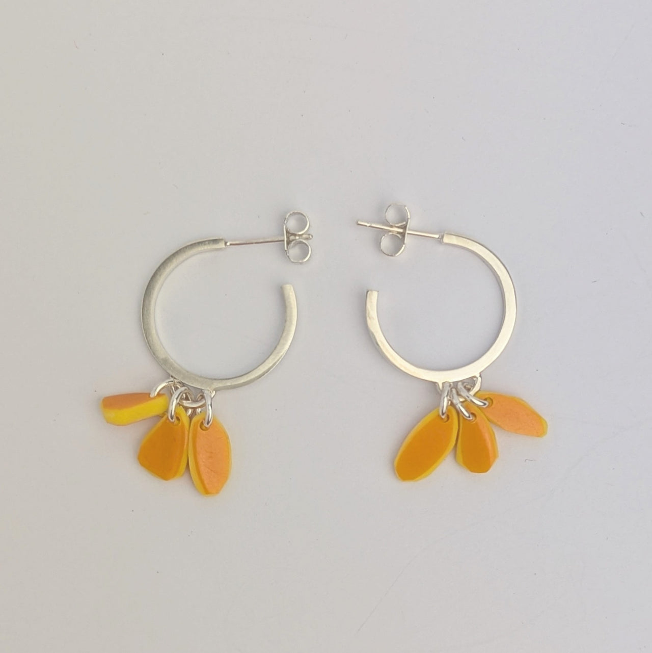 Tiddley Wink Pebble Hoop Earrings Yellow
