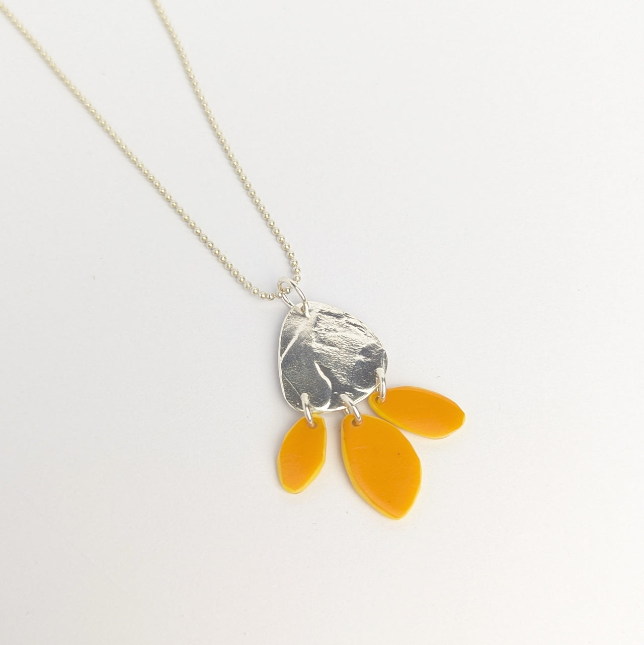 Tiddley Wink Pebble Pendant Yellow