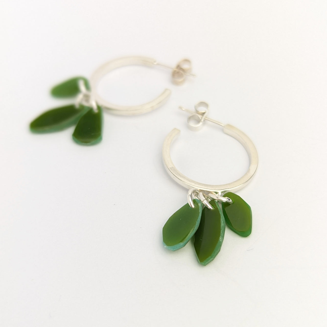 Tiddley Wink Pebble Hoop Earrings Green