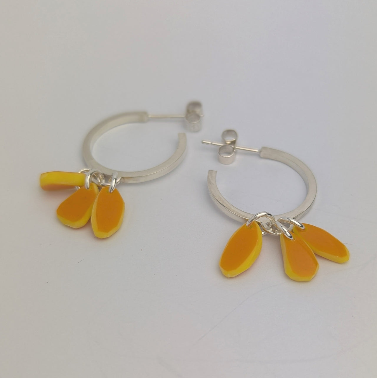 Tiddley Wink Pebble Hoop Earrings Yellow