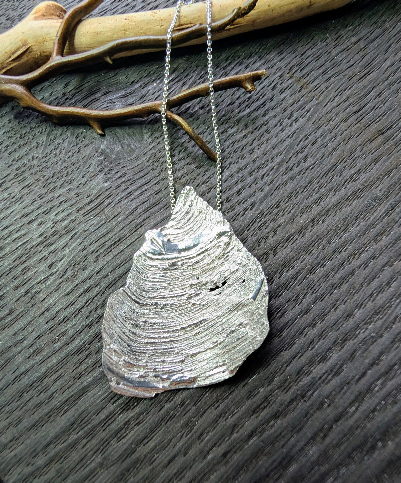 Waveform Statement Pendant