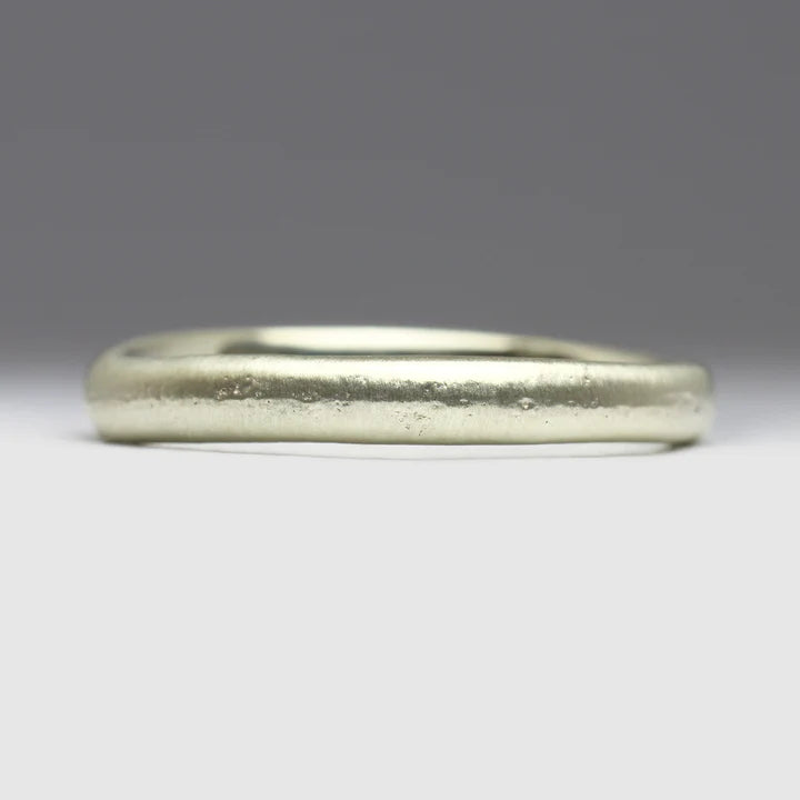 9ct White Gold Sandcast Ring – 3mm