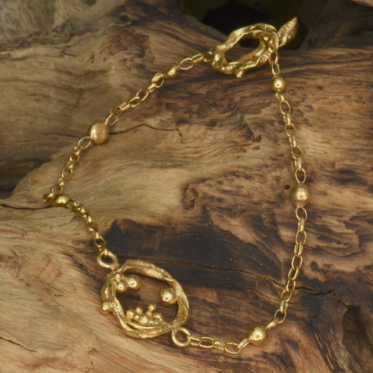 Vita bracelet