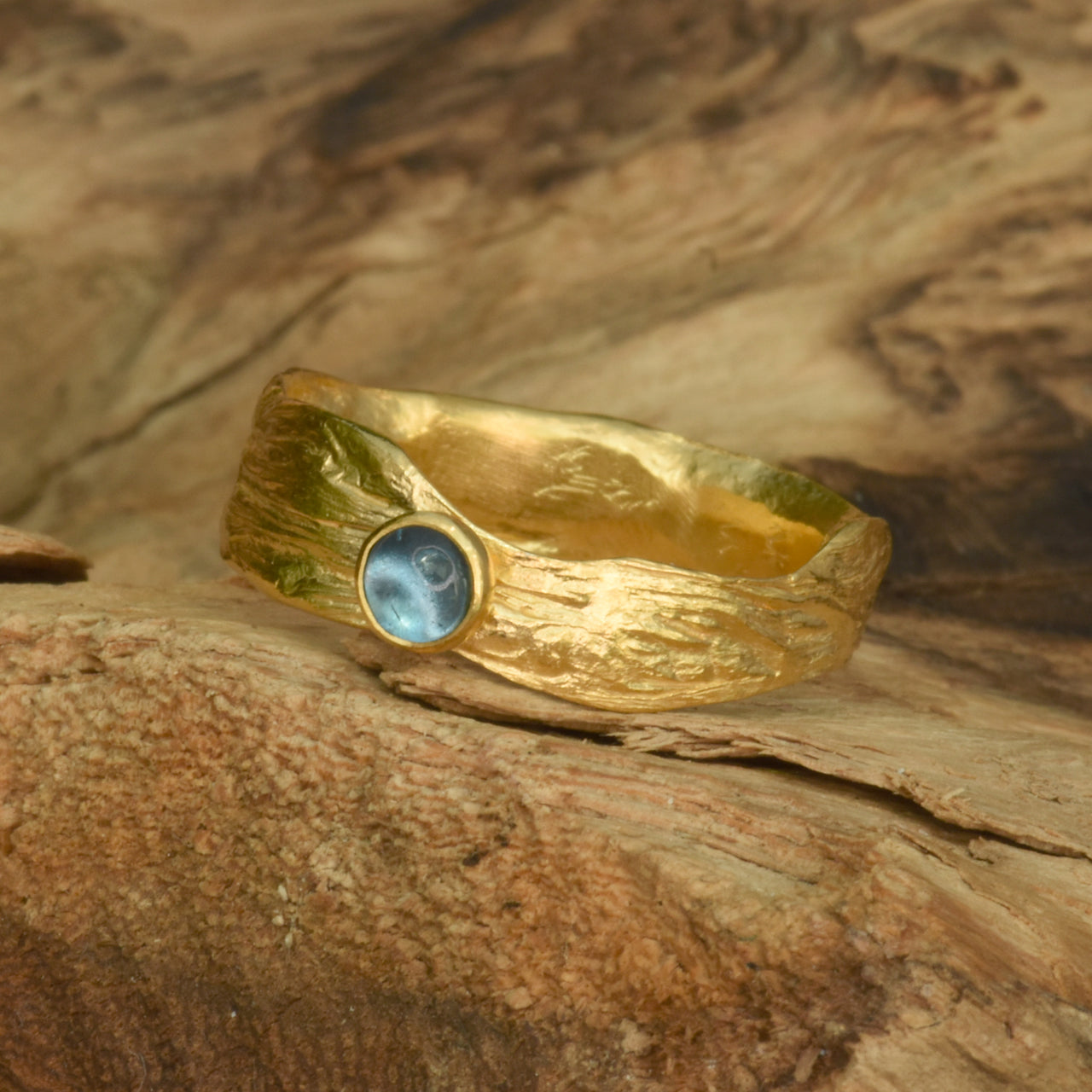 Aura blue topaz Ring
