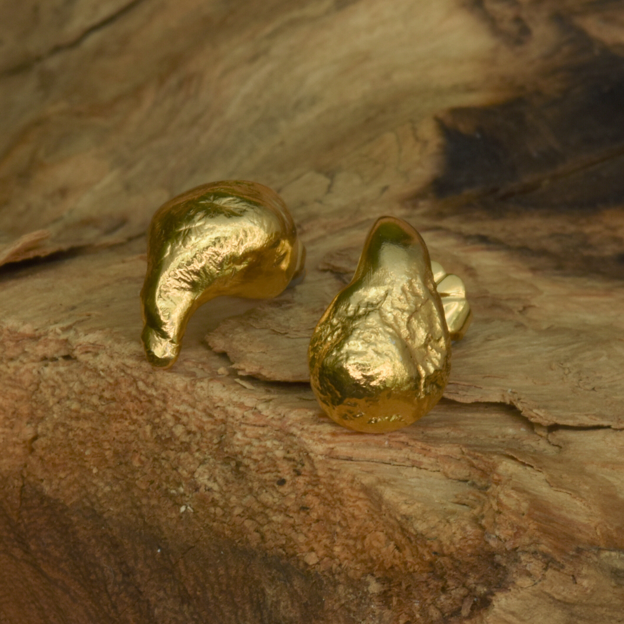 Aura Droplet Studs