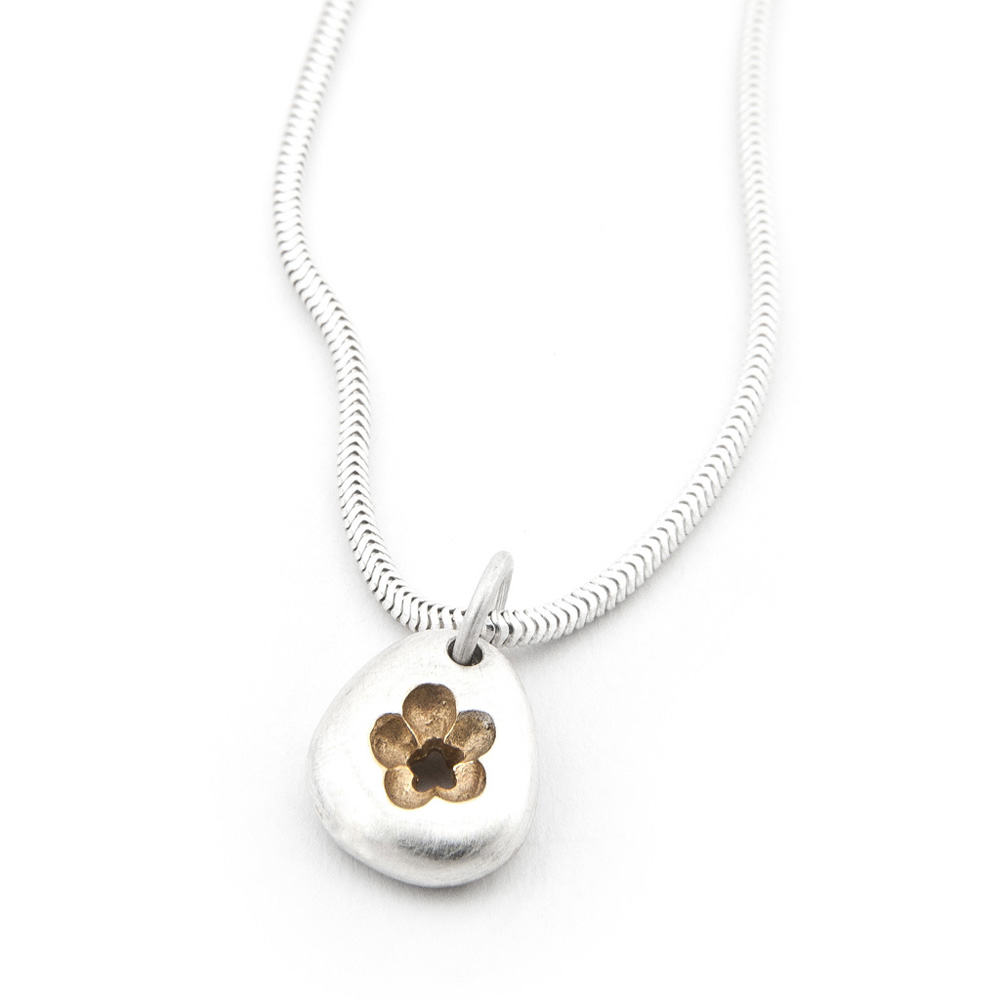 Silver Pebble Flower pendant