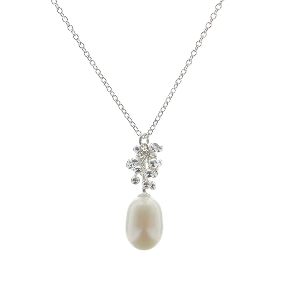 Pearl Droplet Necklace